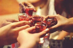 春节喝酒是“标配”？切莫贪杯才是真！