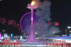 经武快评丨亚冬会盛大启幕，一路雪花相拥来