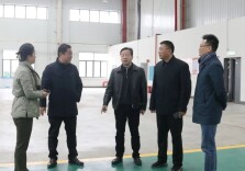 新港区上门服务助企复工复产