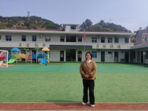 朱玉兰：从“教书匠”到“妈妈校长”