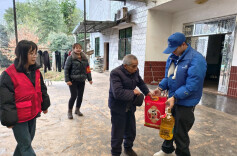 黄兴镇长安村党总支开展学雷锋结对共建活动