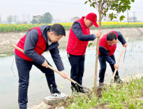 春来植树添新绿 共绘绿美新画卷
