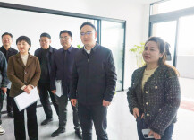 聚焦重点 搭好平台 提供保障 张岳平调研创新创业和返乡创业促进就业机制改革工作