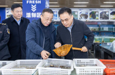 王俊寿率队以“四不两直”方式开展飞行检测 守护“舌尖上的安全”