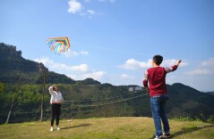 男生猛长个却“喜转忧” 医生提醒：异常蹿个需警惕