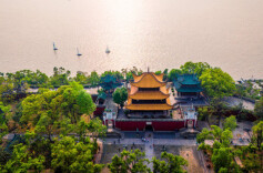 理论·新域头条丨牢记嘱托，在推动中部地区崛起和长江经济带发展中奋勇争先