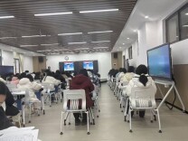 刘静：以时代为卷 以语言为笔 书写思政育人新篇章