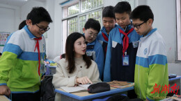 家长、学生纷纷点赞，细数石门这位“94后”女教师的暖心事
