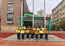 手抄报大作战！湘潭县创新普法让校园秒变法治乐园