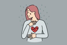 精神内耗像“追尾”？三招教您优雅“刹车”——让心理学界的“甩锅大法”治愈您的心累