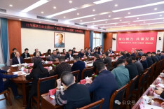 江华举行2025年“凝心聚力 共谋发展”清明恳谈会