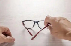 告诉爸妈！这种老花镜千万别买，越戴眼睛越花