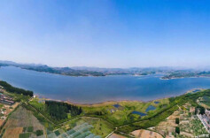 理论·新论头条丨在进一步全面深化改革中建设美丽中国