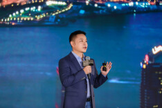 科技旗舰全面升舱，2025款小鹏X9上市