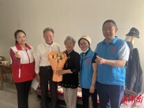 以大爱诠释生命  天心区白发伉俪携手签署遗体捐献志愿书