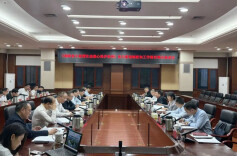 陈飞主持召开生态绿心保护条例配套制度和工作落实情况座谈会