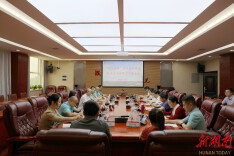 湖南工程学院召开“校友回湘”助力创业就业暨校友企业招聘交流座谈会