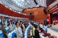 理论·新论｜用好校史资源，上好“大思政课”