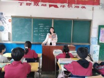 教师|张香梅:25年，守护乡村教育的根
