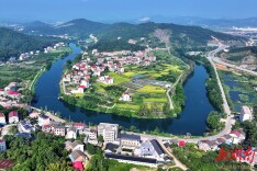 娄底市万宝镇：村富民殷产业兴 诗意乡村绽新颜