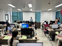 新港区举办DeepSeek应用能力提升专题培训