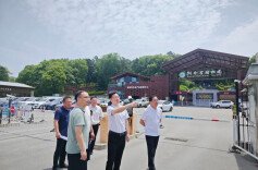 黄军其督导检查省植物园周边环境整治工作并调研节假日文旅活动开展情况