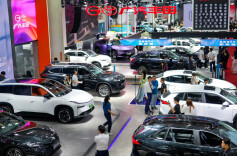 三湘时评｜展内展外齐发力 为汽车消费再添把火