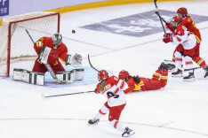 付出百分百的努力，好事会发生——专访“05后”中国女冰门将詹佳慧