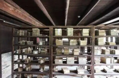 藏书卷中悟有情——戎马书生陈浴新藏书经历