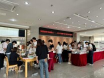 扫码即借！长沙理工大学创新打造“随选随借”书展