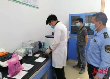 【一线时刻】“五一”节前食品安全检查 筑牢节日安全防线