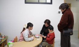 周健：用母爱点亮“星”空