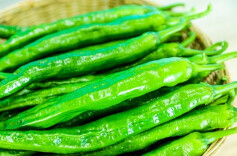 湖南辣椒“顶流”出海记，阳雀湖辣椒英国首秀秒空