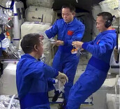 首次公布！我国空间站内发现新物种