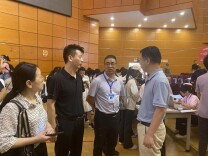 王维：清风徐徐扑面来 披肝沥胆铸忠诚