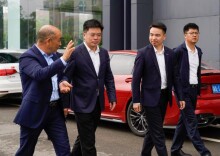 一汽红旗销售公司总经理王立军走访大汉达美汽车集团，共商合作新机遇