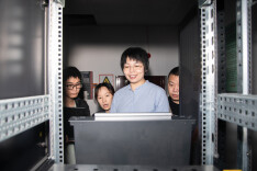 “做一个长期主义者”——记长沙理工大学物理与电子科学学院刘斯