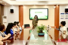 “妆”点讲台，自信绽放——长沙市明德金鹰学校青年教师美妆培训圆满举行