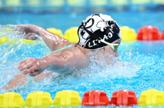 于子迪：从水上乐园游到世锦赛的“小孩姐”