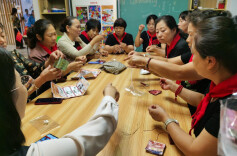 观沙岭街道观裕社区开展端午节暨长者庆生会主题活动