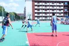 青春不散场，毕业季这场篮球赛共叙师生情