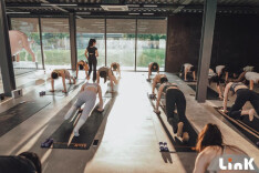 探索城市美学与健康生活新路径 长沙后湖举办“芒种”公益活动