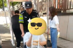 暖心护考，长沙58岁民警护送骨折考生前往考场