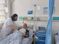 暴饮暴食，38岁男子患急性胰腺炎入院