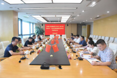 自贸区川南临港片区党工委书记谭荣兵一行赴岳阳城陵矶综保区考察