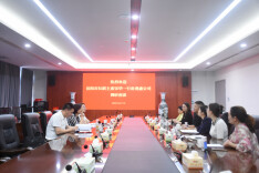 岳阳市妇联主席宋华赴城陵矶新港区调研妇联工作