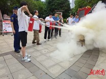 金盾社区:开展“消防联盟”筑牢家门口“防火墙”