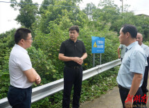 曾平原督导防汛及地质灾害防御工作