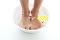 夏天泡脚，和冬天泡有什么不一样？