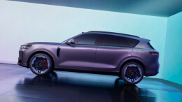 满配华为全家桶上车！岚图FREE+预售22.99万起